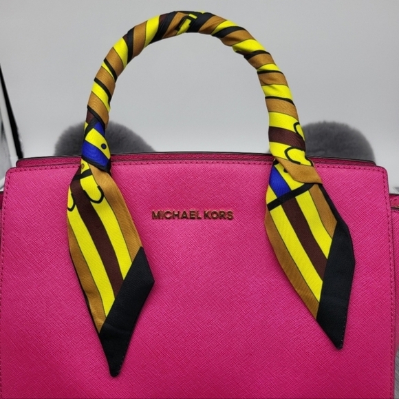 New Horse Print Silk Skinny Scarf Twilly - Picture 3 of 7